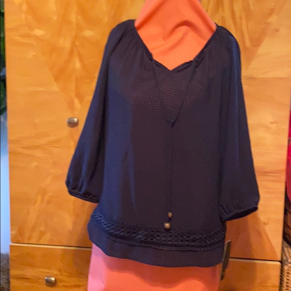Shear 3/4 sleeve top NWT